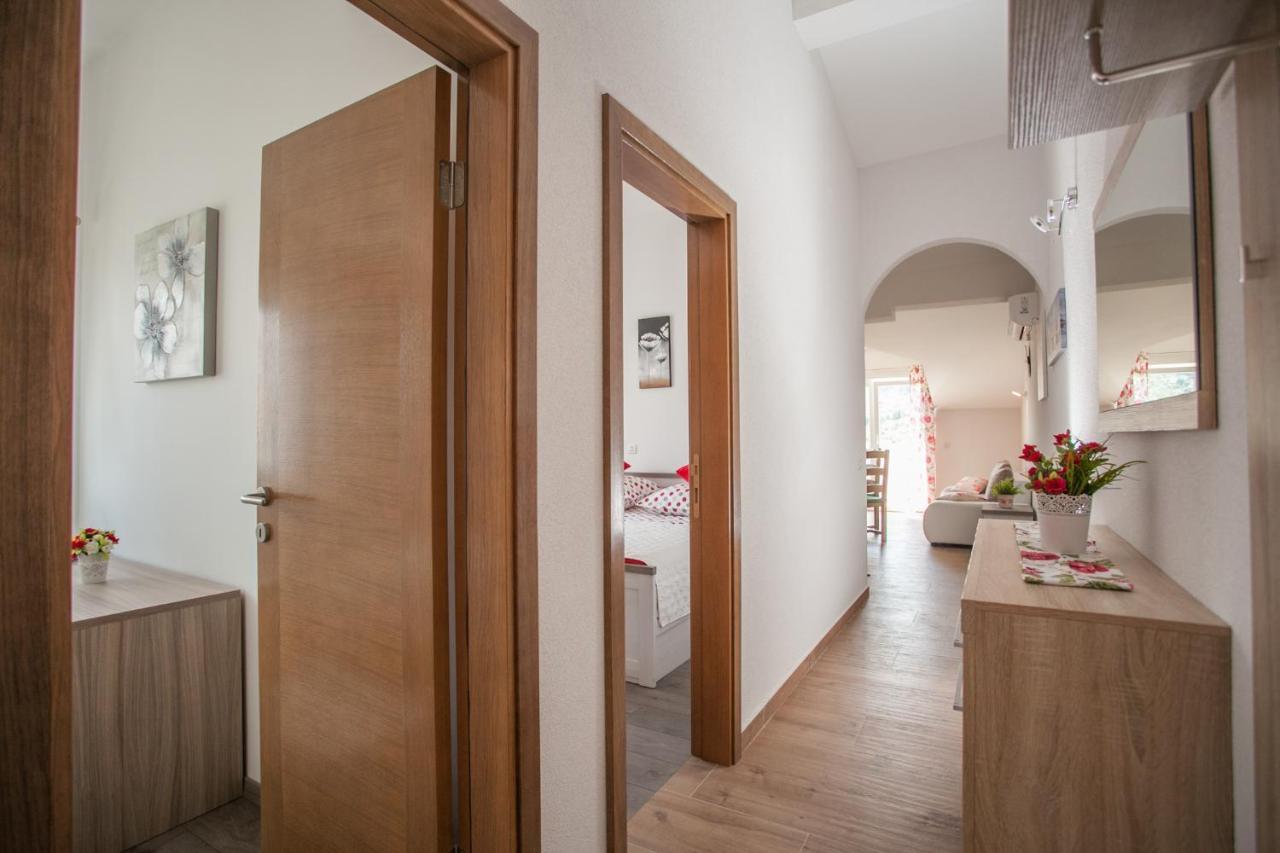Apartment Zeljana Слатине Экстерьер фото
